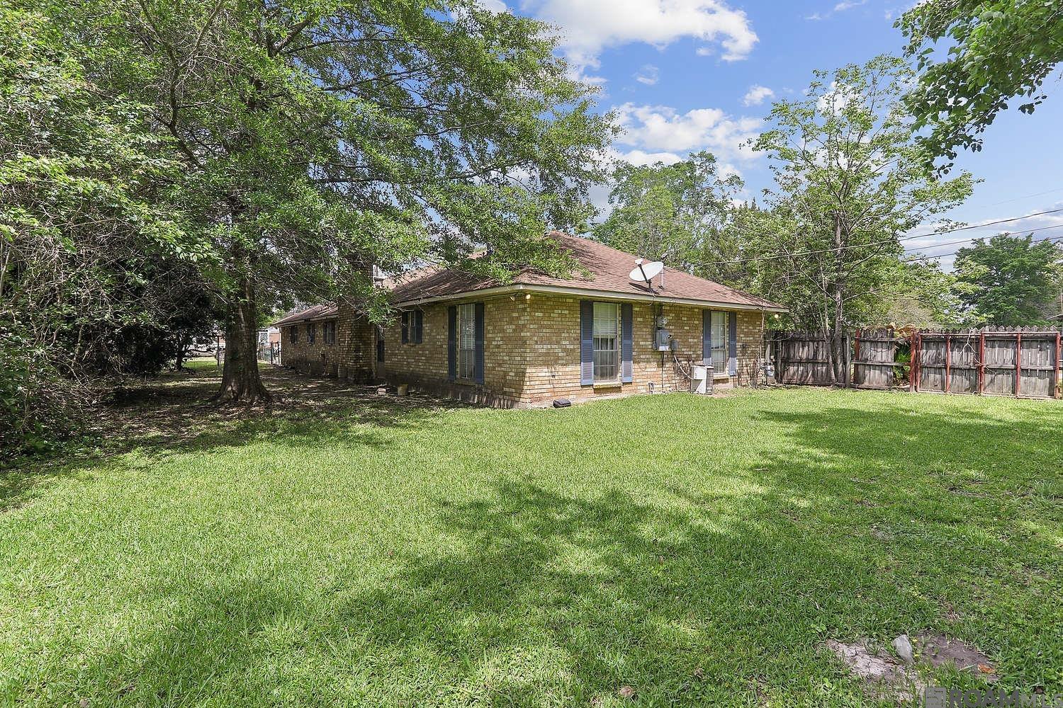 17990 Willow St, Grosse Tete, Louisiana image 2