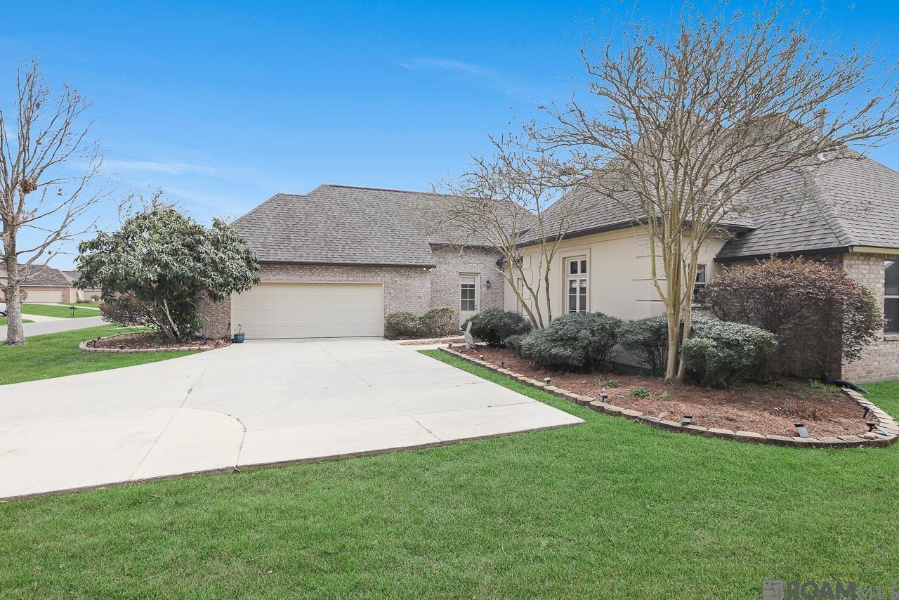 38107 Summerwood Ave, Prairieville, Louisiana image 2