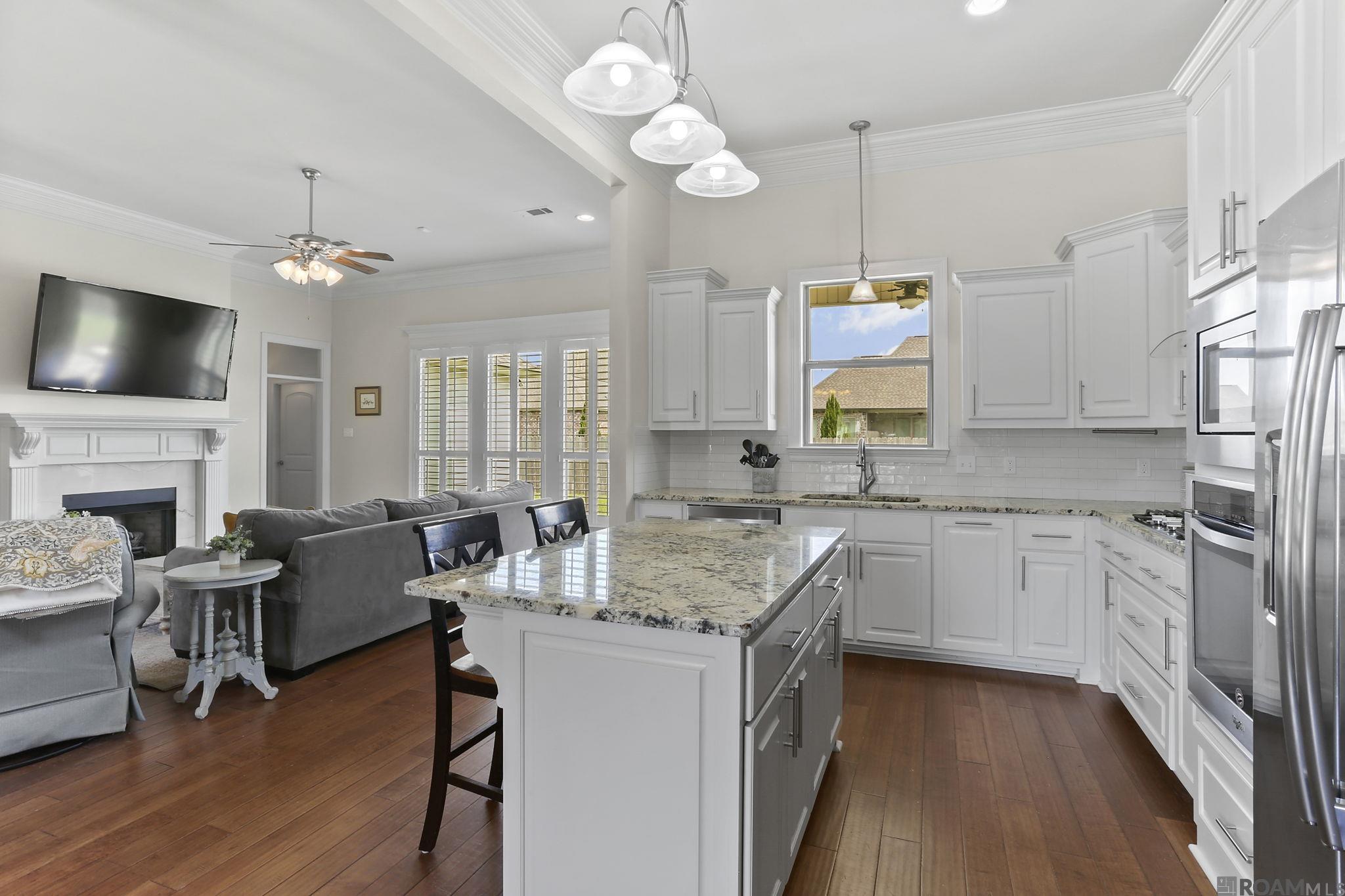 7323 Bessie Dr, Denham Springs, Louisiana image 1