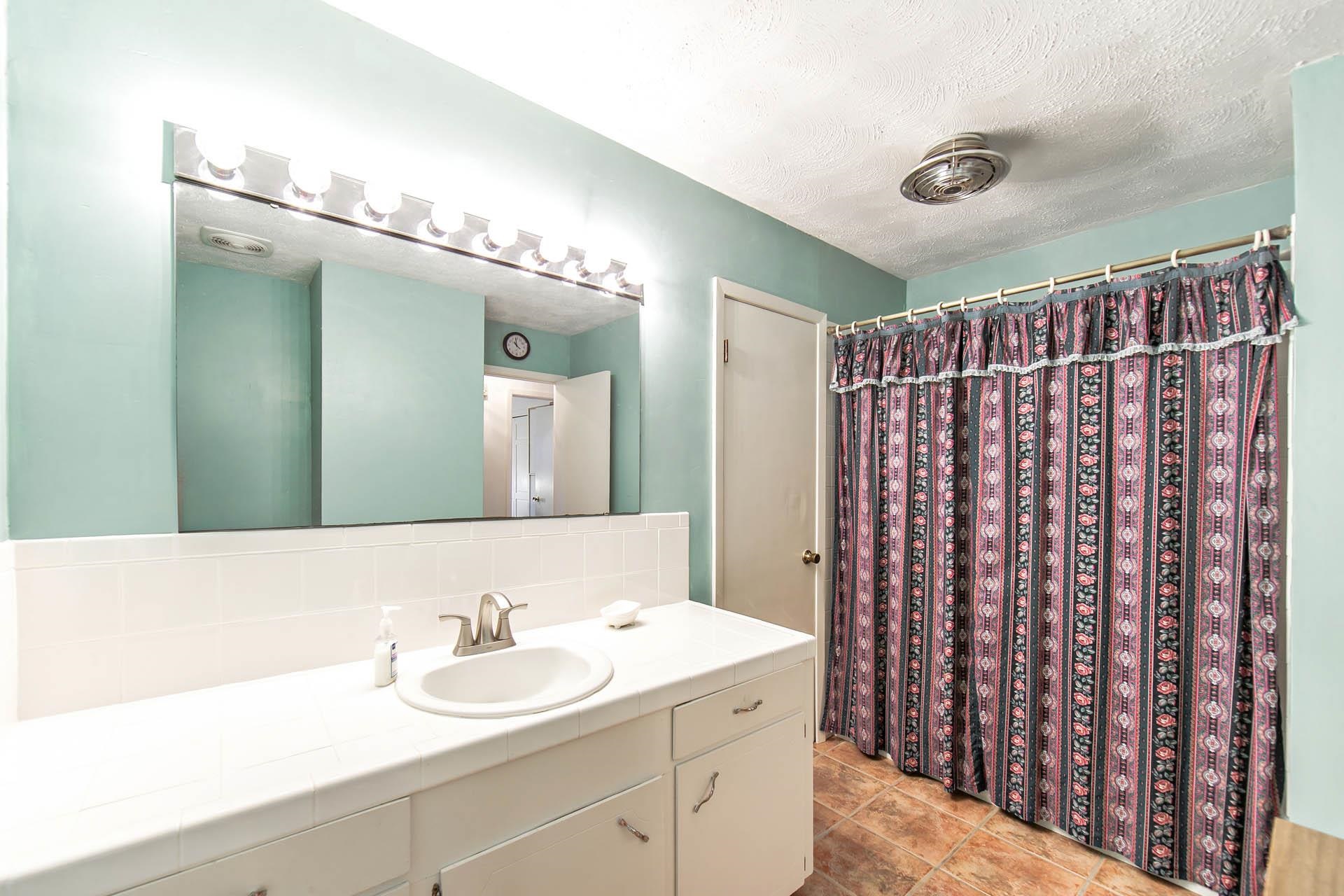 323 Hampton St, Houma, Louisiana image 14