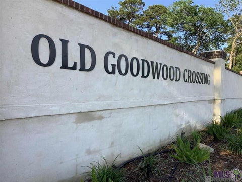 Townhouse For Sale - 5709 Dominican Ln<br/> Baton Rouge, LA 70806