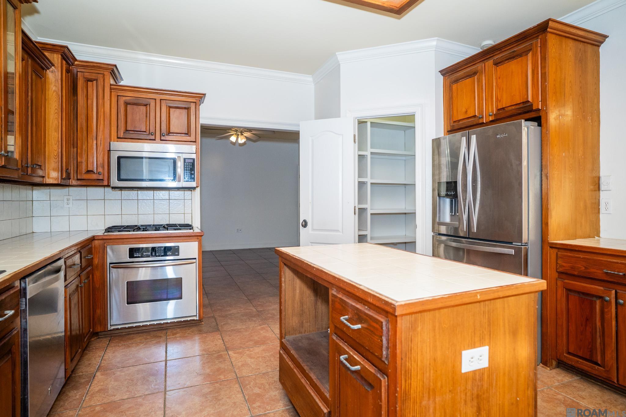 22640 Loving Dr, Denham Springs, Louisiana image 14