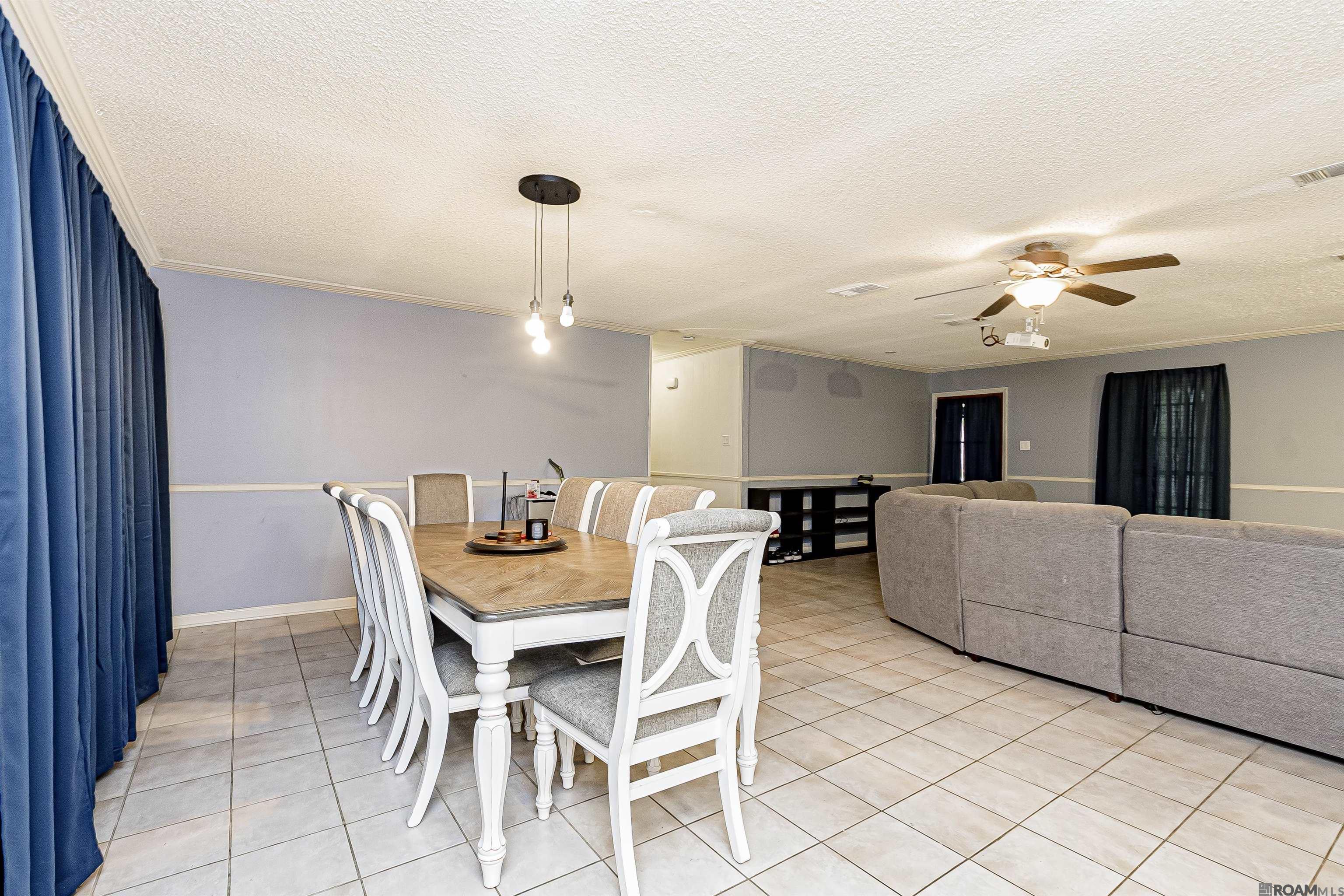 6421 Fennwood Dr, Zachary, Louisiana image 6