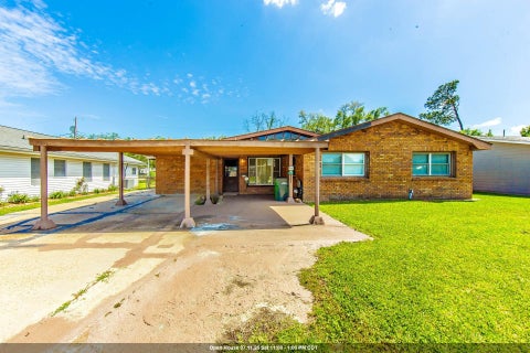 Homes For Sale - 710 Kenney Street<br/> Houma, LA 70364