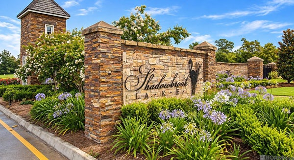 15242 MISTYBROOK DR, BATON ROUGE, LA 70816 - Image b1b62e7c87917ee91e97e2b075ecad46/2078786475