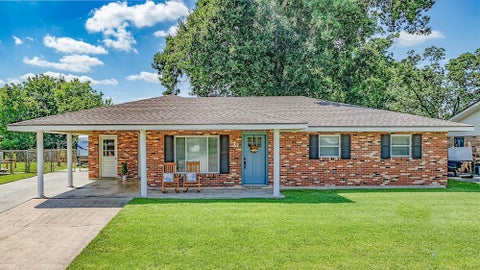 Homes For Sale - 612 Mary Hughes Drive<br/> Houma, LA 70363