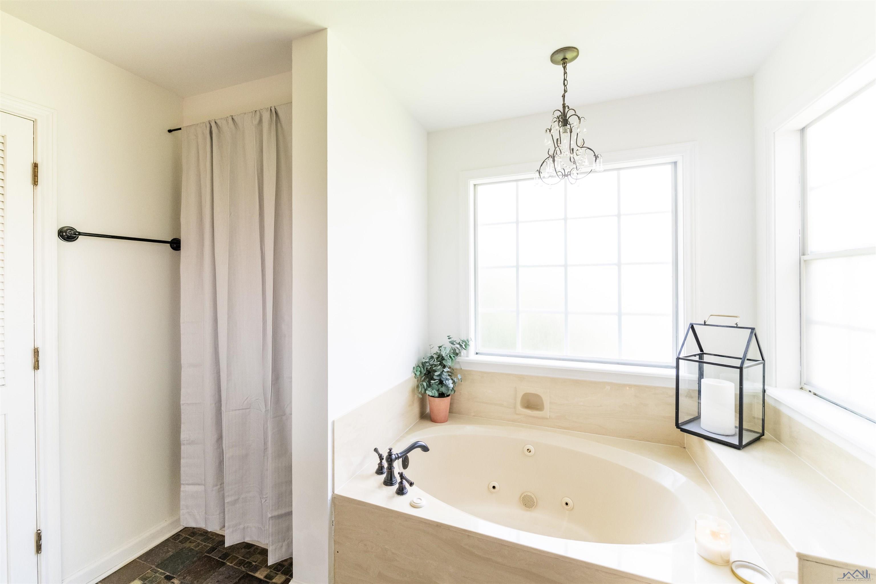 107 Myrick Drive, Houma, Louisiana image 17