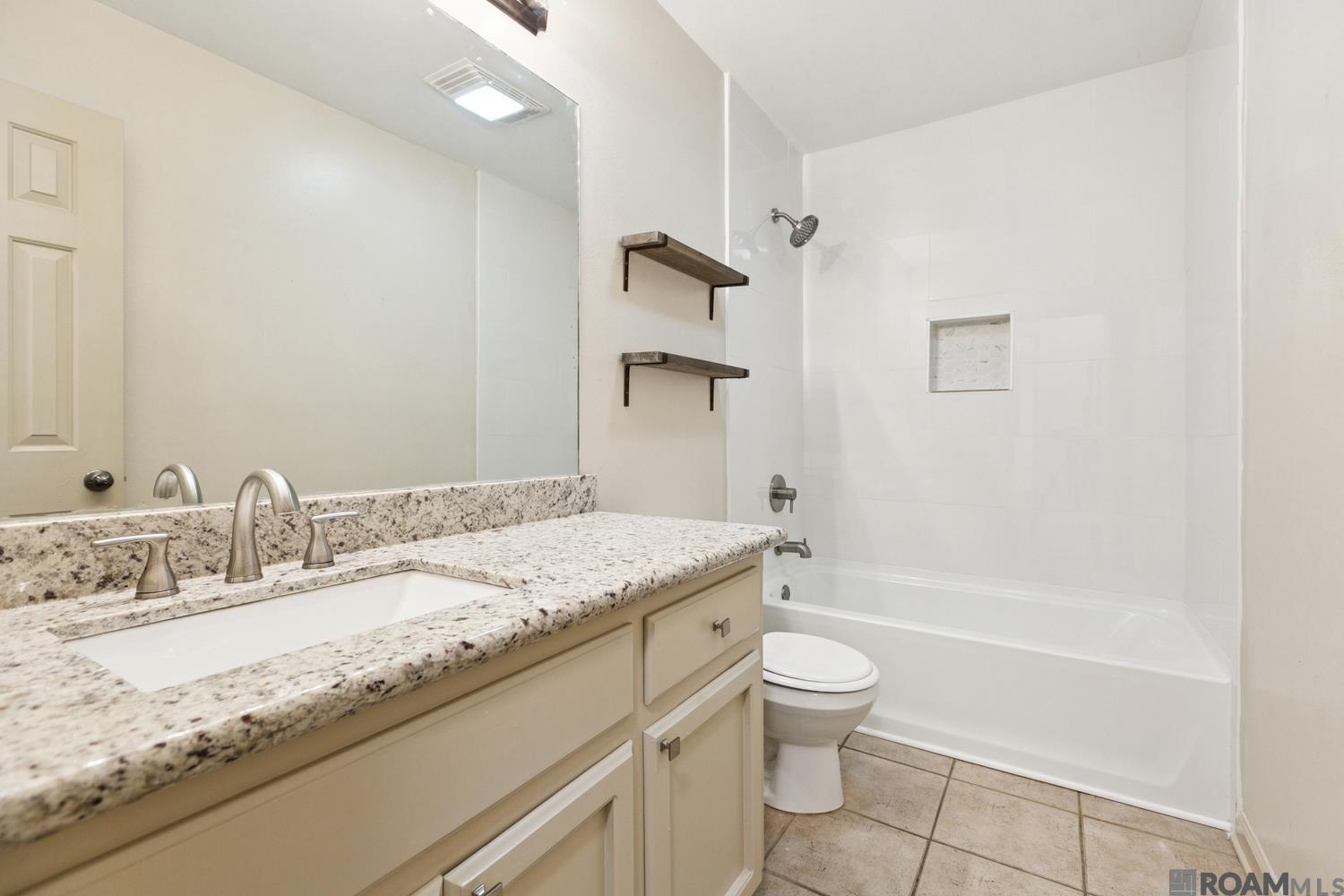 37556 Parkbrook Dr, Prairieville, Louisiana image 7