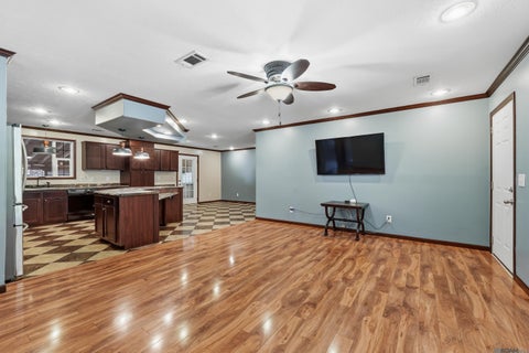 Mobile Home For Sale - 17223 Oak Trace Rd<br/> Prairieville, LA 70769