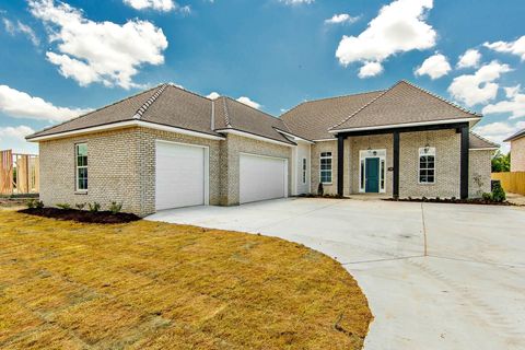 Homes For Sale - 216 Rue Richard<br/> Gray, LA 70364