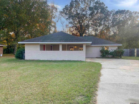 Homes For Sale - 10741 Carmel Dr<br/> Baton Rouge, LA 70818