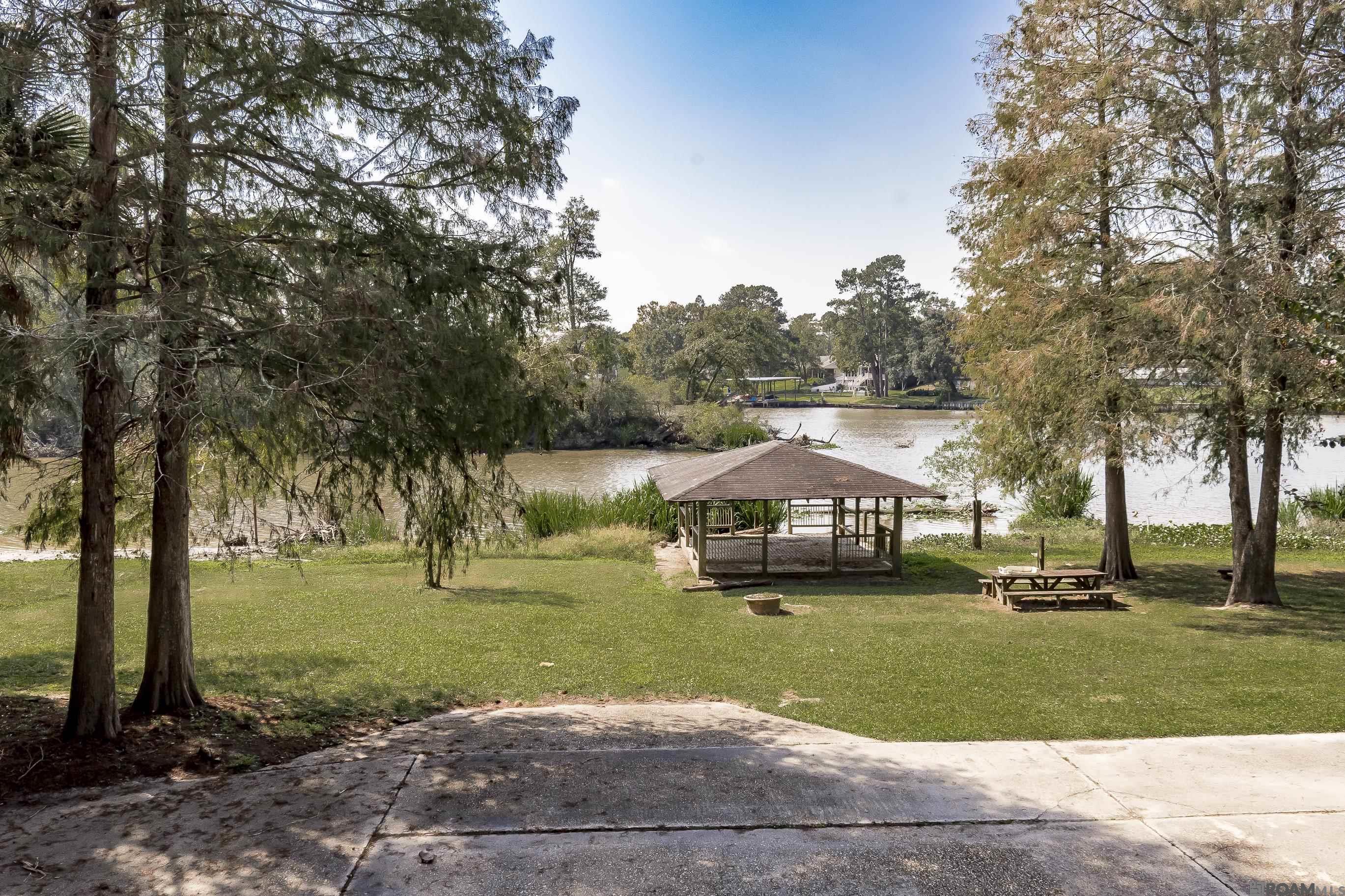 Port Vincent, Louisiana 70726, United States, 3 Bedrooms Bedrooms, ,2 BathroomsBathrooms,Residential,Pending,36344