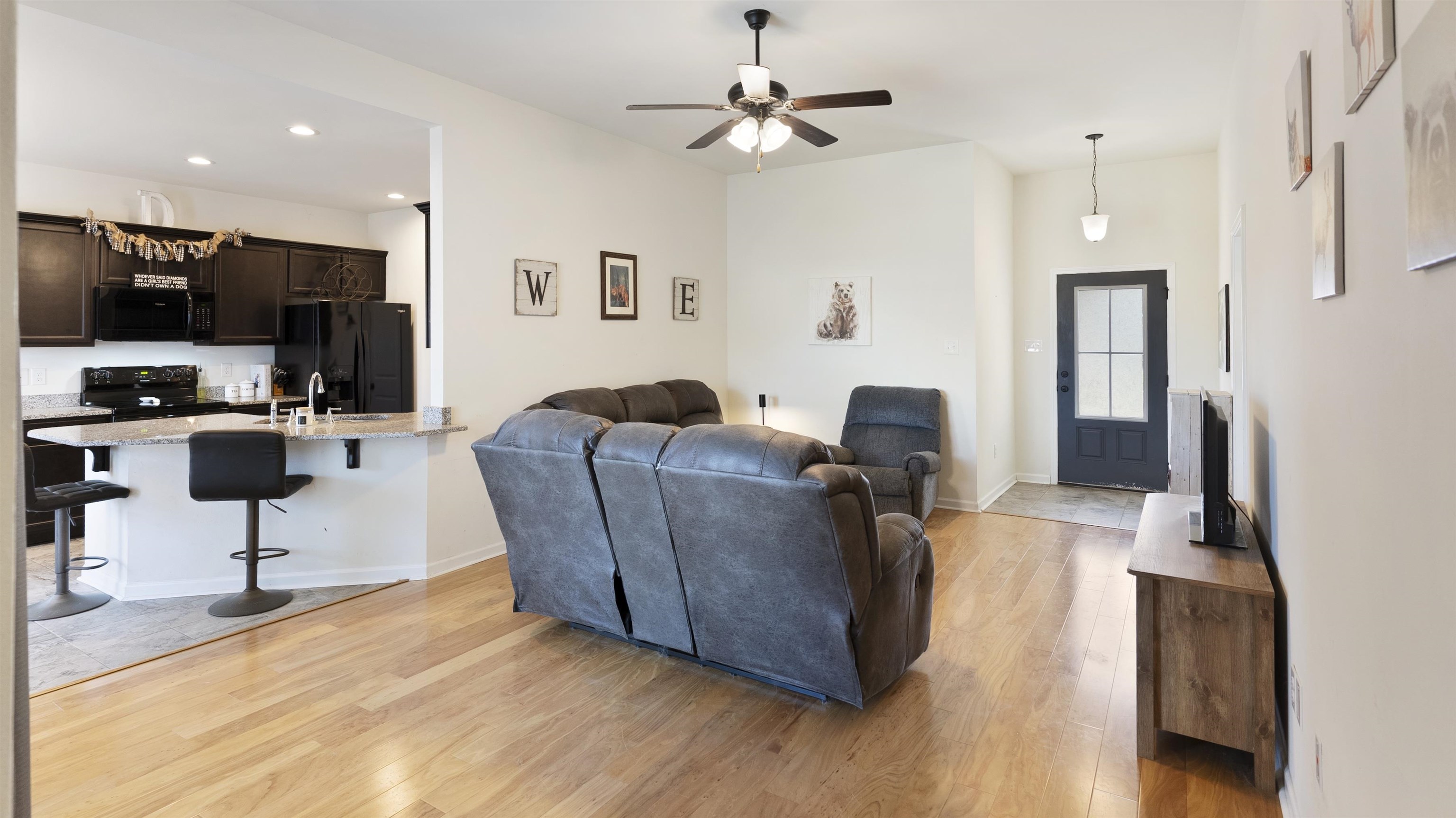 167 Colony Station, Thibodaux, Louisiana image 2
