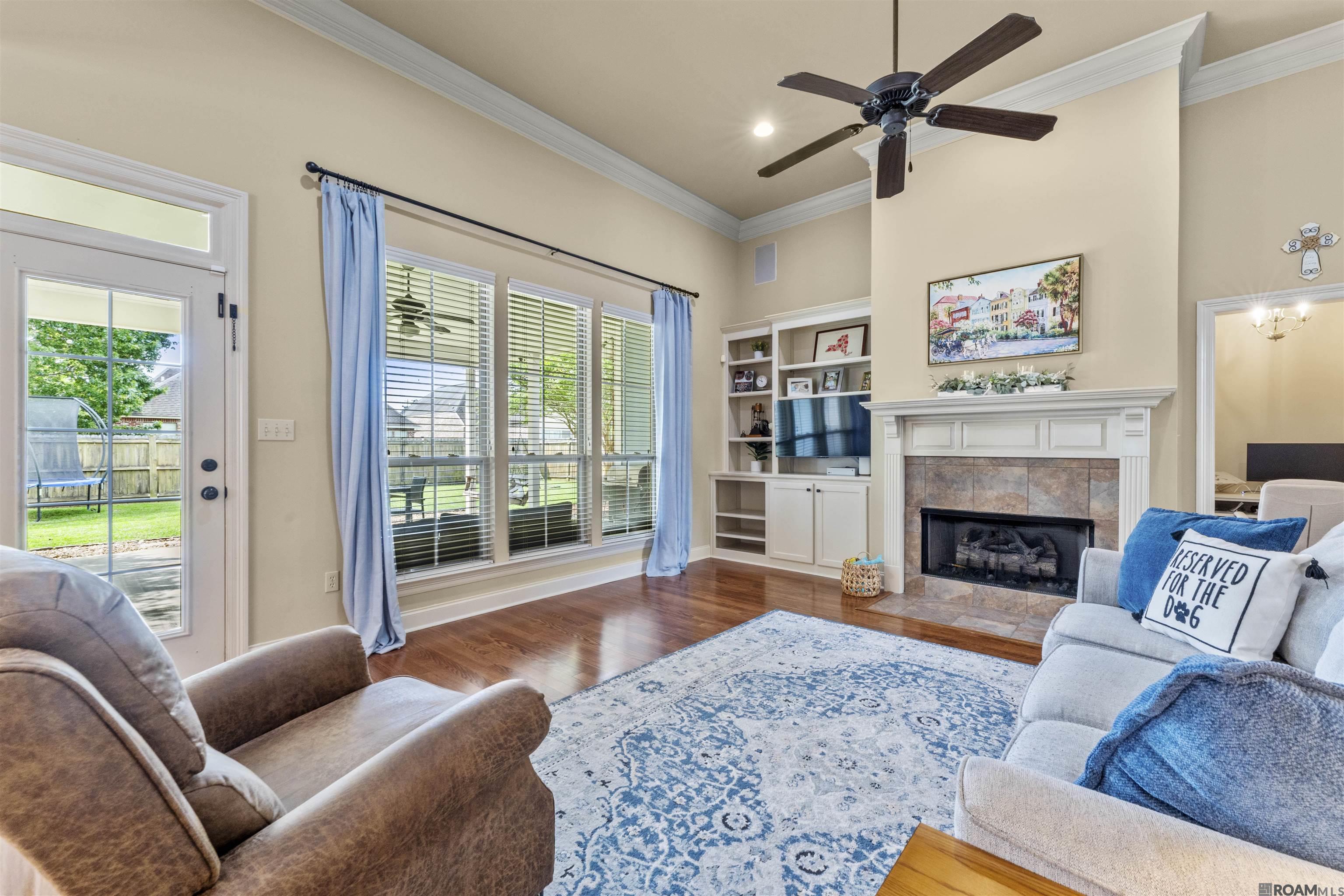 2070 High Point Dr, Zachary, Louisiana image 2