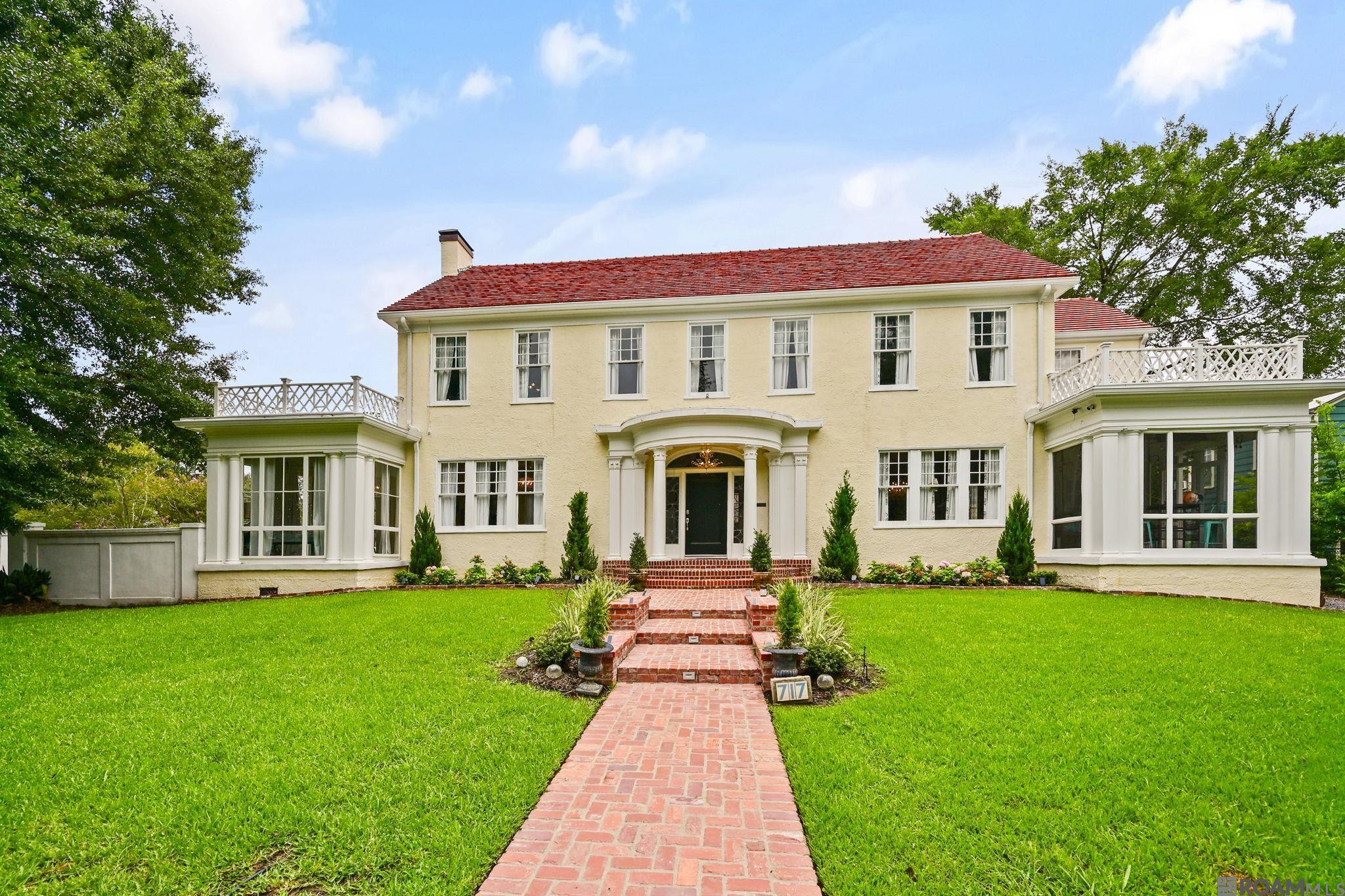 717 Camelia Ave