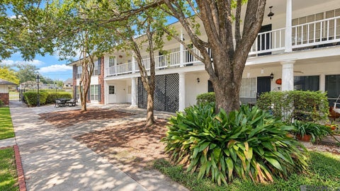 Condo For Rent - 10448 Jefferson Hwy #G<br/> Baton Rouge, LA 70809