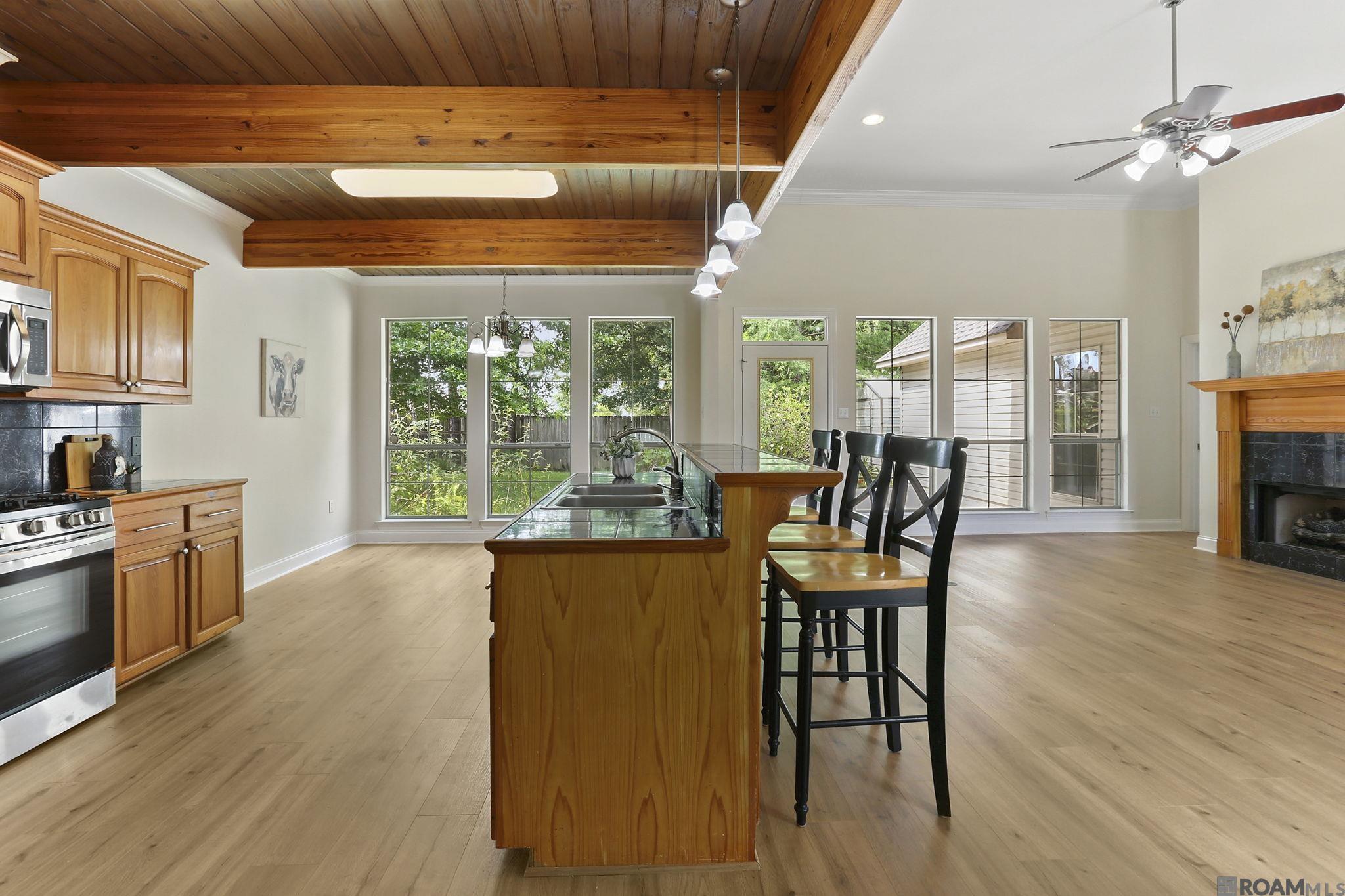 33901 Natures Way, Walker, Louisiana image 2