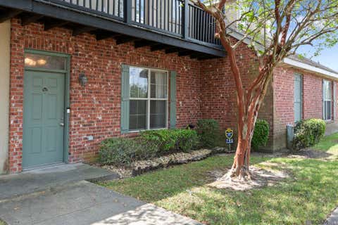 Condo For Sale - 10600 Lakes Blvd #702<br/> Baton Rouge, LA 70810