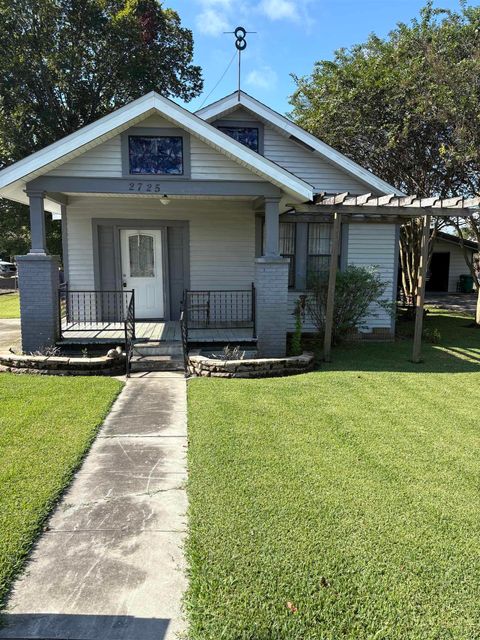 Homes For Sale - 2725 Highway 1<br/> Labadieville, LA 70372