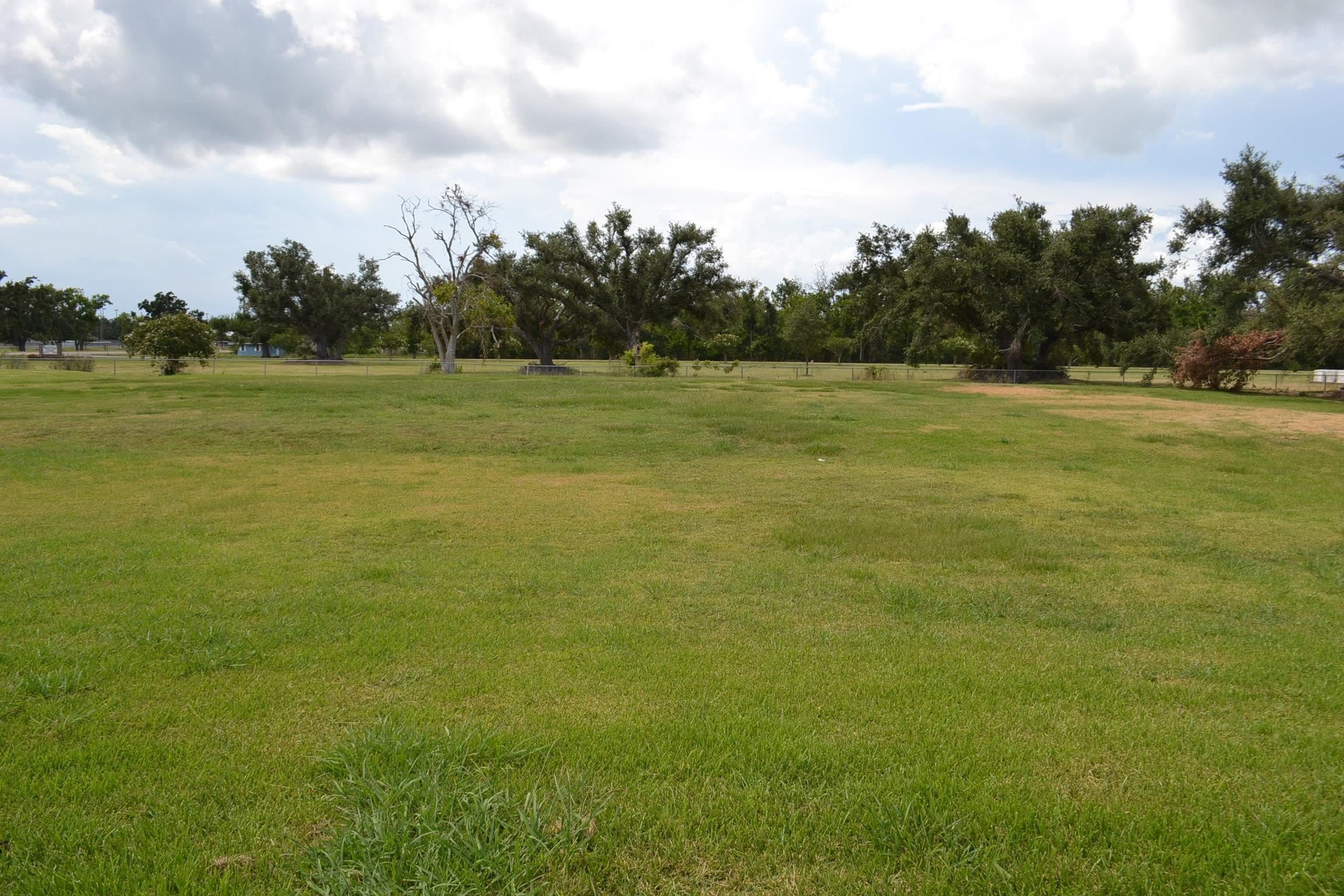 LOT 2 Oakridge Dr, Golden Meadow, Louisiana image 1
