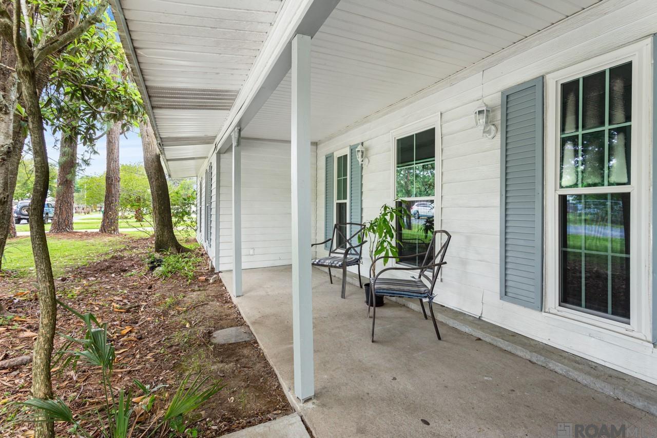 7282 S River Rd, Addis, Louisiana image 3