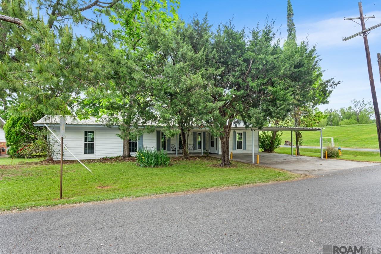 7282 S River Rd, Addis, Louisiana image 1