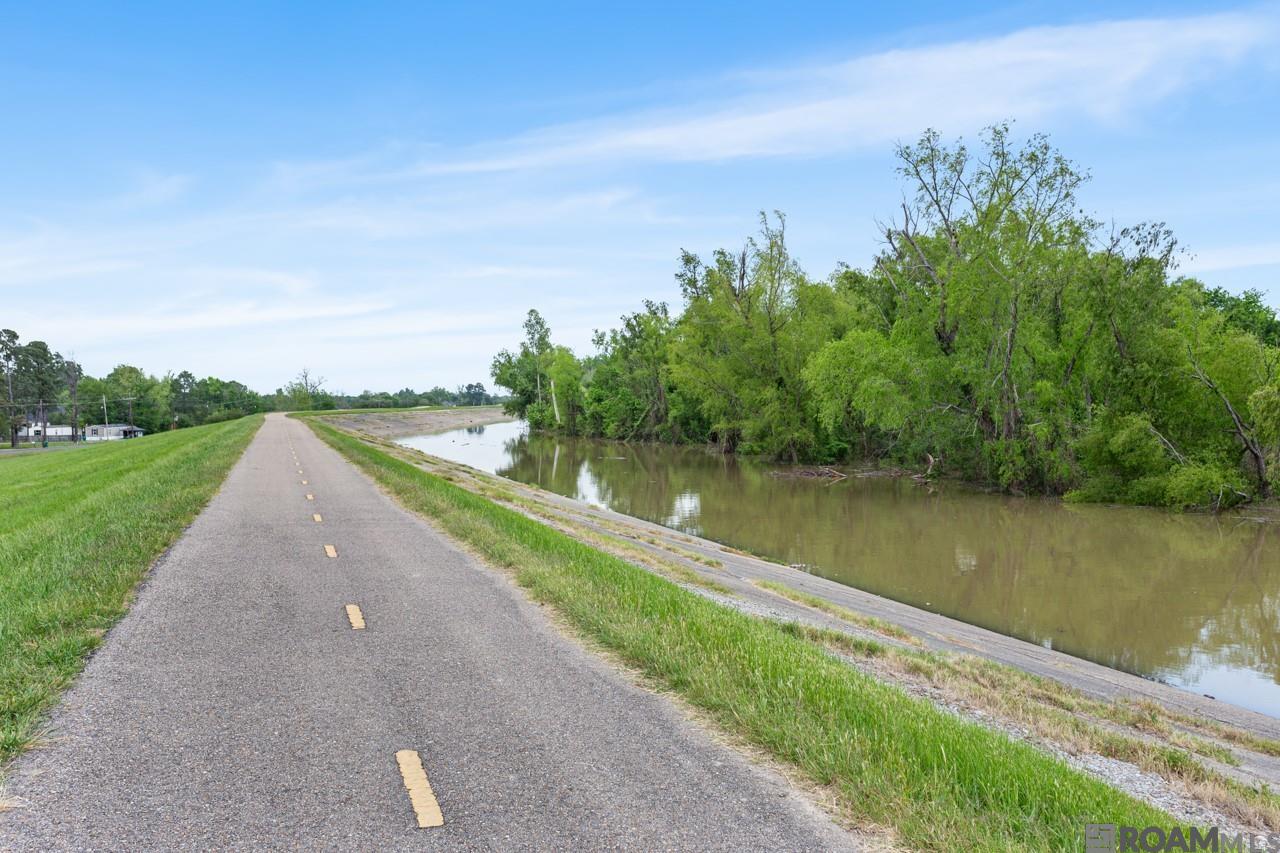 7282 S River Rd, Addis, Louisiana image 25