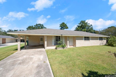 Homes For Sale - 3523 Nelson St<br/> Zachary, LA 70791