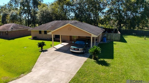 Homes For Sale - 15182 Russell Ln<br/> Pointe Coupee County, Glynn, LA 70736