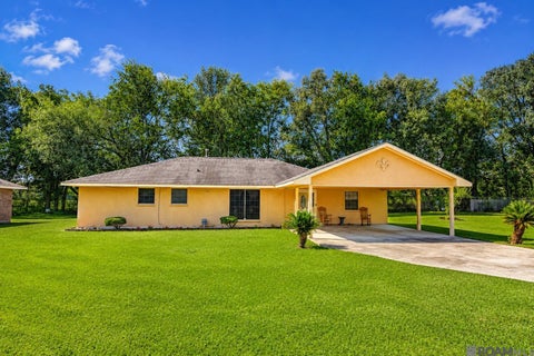 Homes For Sale - 15182 Russell Ln<br/> Glynn, LA 70736