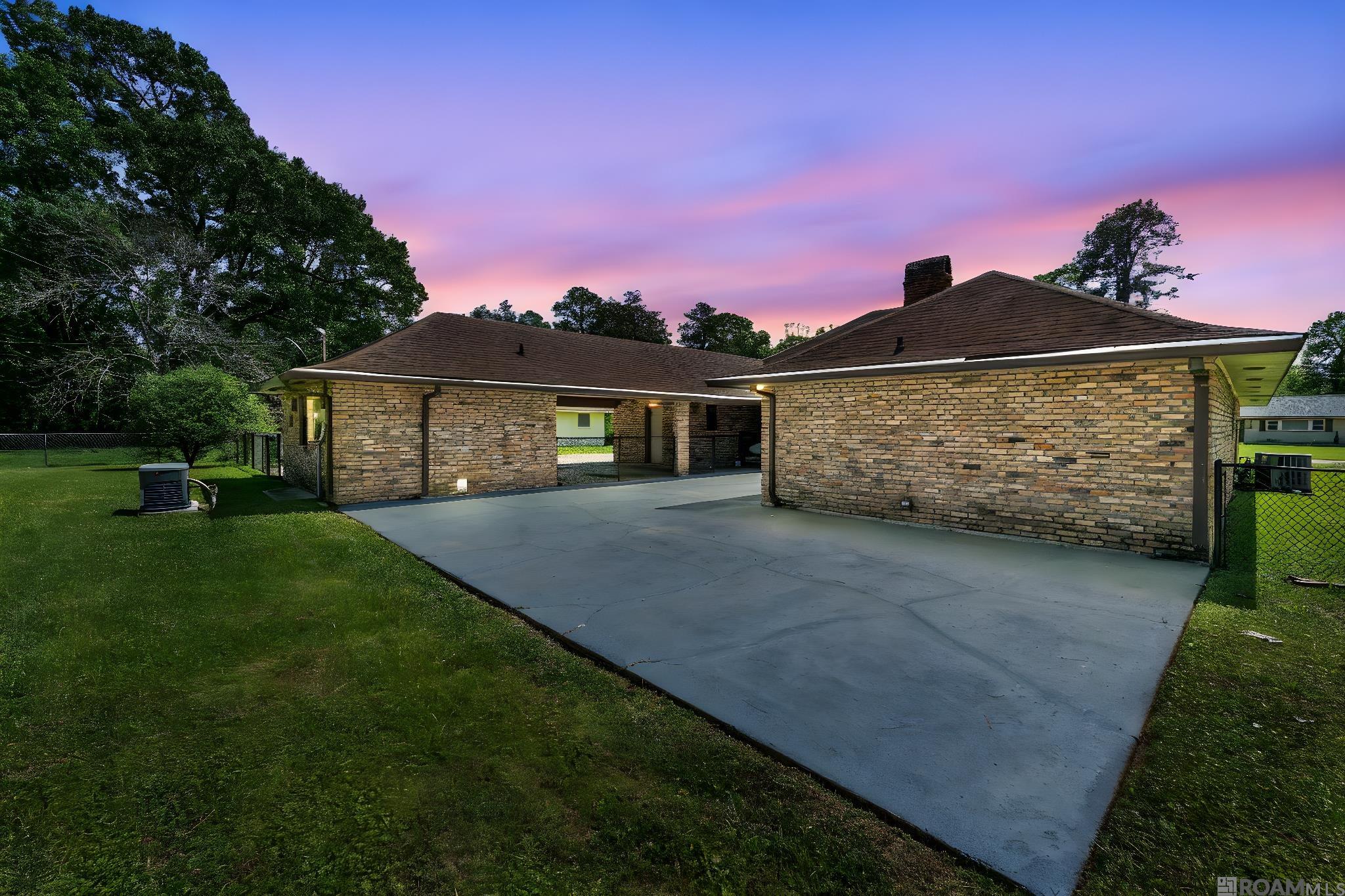9963 Mollylea Dr, Baton Rouge, Louisiana image 3