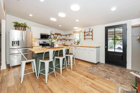 Mobile Home For Sale - 42494 Lillie Babin Road<br/> Ascension County, Gonzales, LA 70737