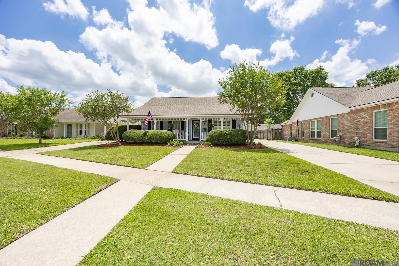 13318 Country Manor Ave, Baton Rouge, Louisiana image 2