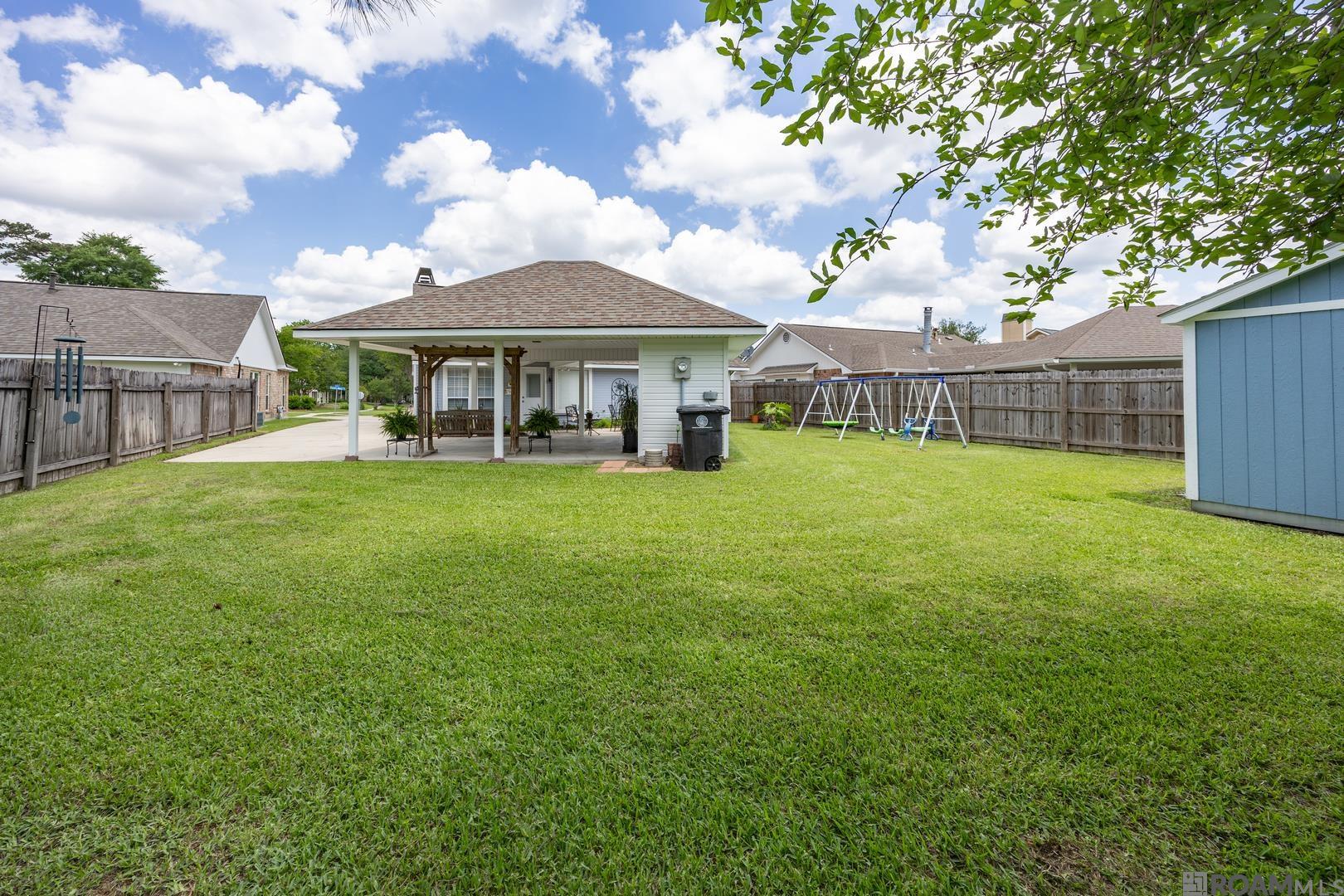 13318 Country Manor Ave, Baton Rouge, Louisiana image 25