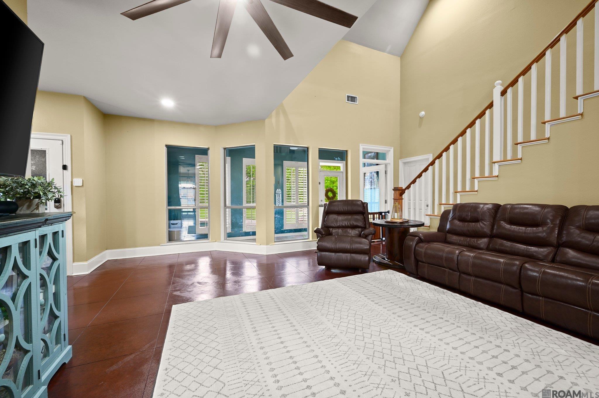 8629 Oakley Dr, Zachary, Louisiana image 3