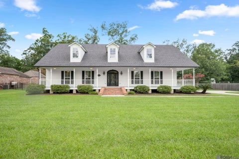 Homes For Sale - 6323 Oak Cluster Dr<br/> East Baton Rouge County, Greenwell Springs, LA 70739