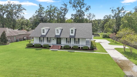 Homes For Sale - 6323 Oak Cluster Dr<br/> Greenwell Springs, LA 70739