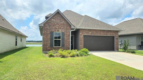 Homes For Sale - 9674 Muncy Ln<br/> Denham Springs, LA 70726