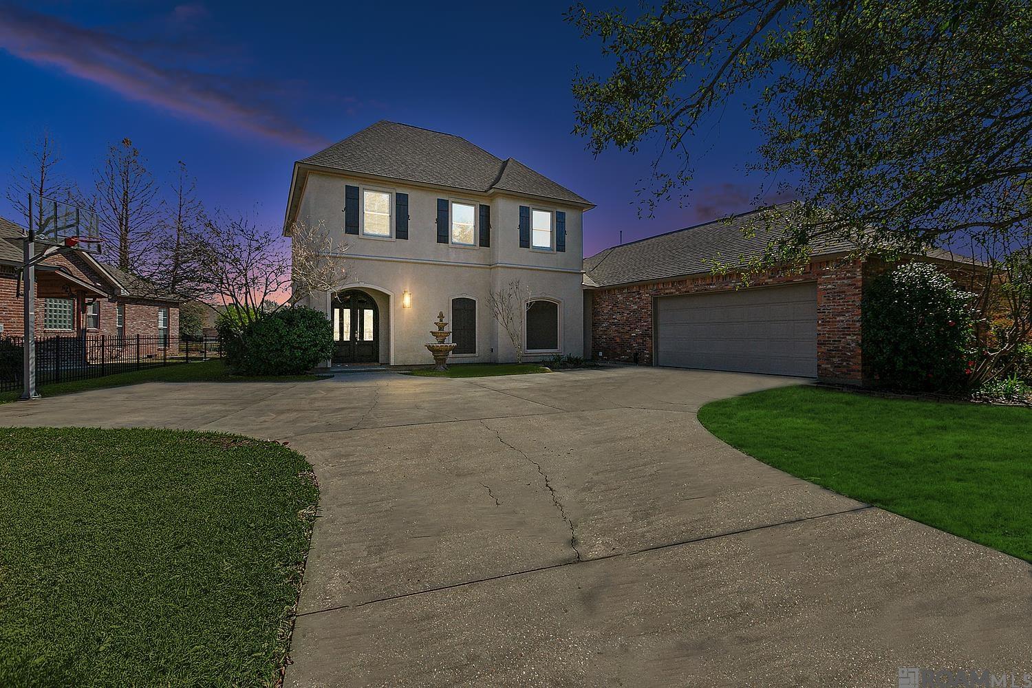 40219 Swan Cir, Gonzales, Louisiana image 1