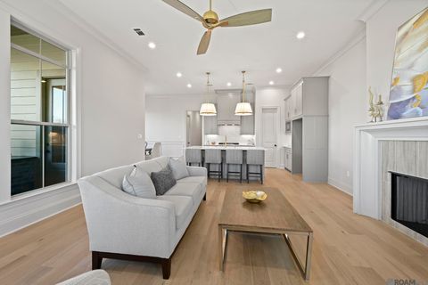 Homes For Sale - 5091 Stonewater Dr<br/> Ascension County, Gonzales, LA 70737