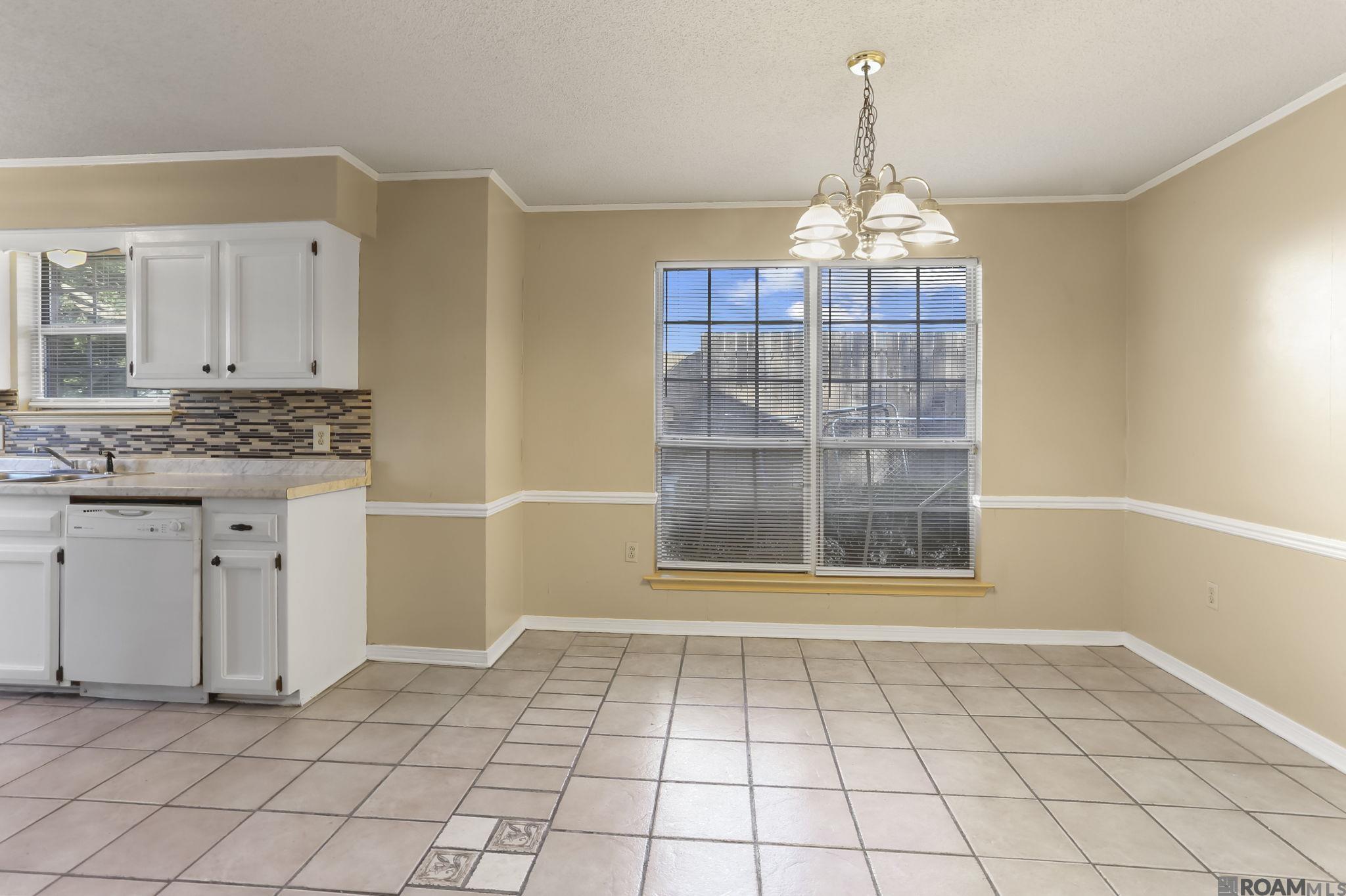 7880 Bayou Fountain Ave, Baton Rouge, Louisiana image 3