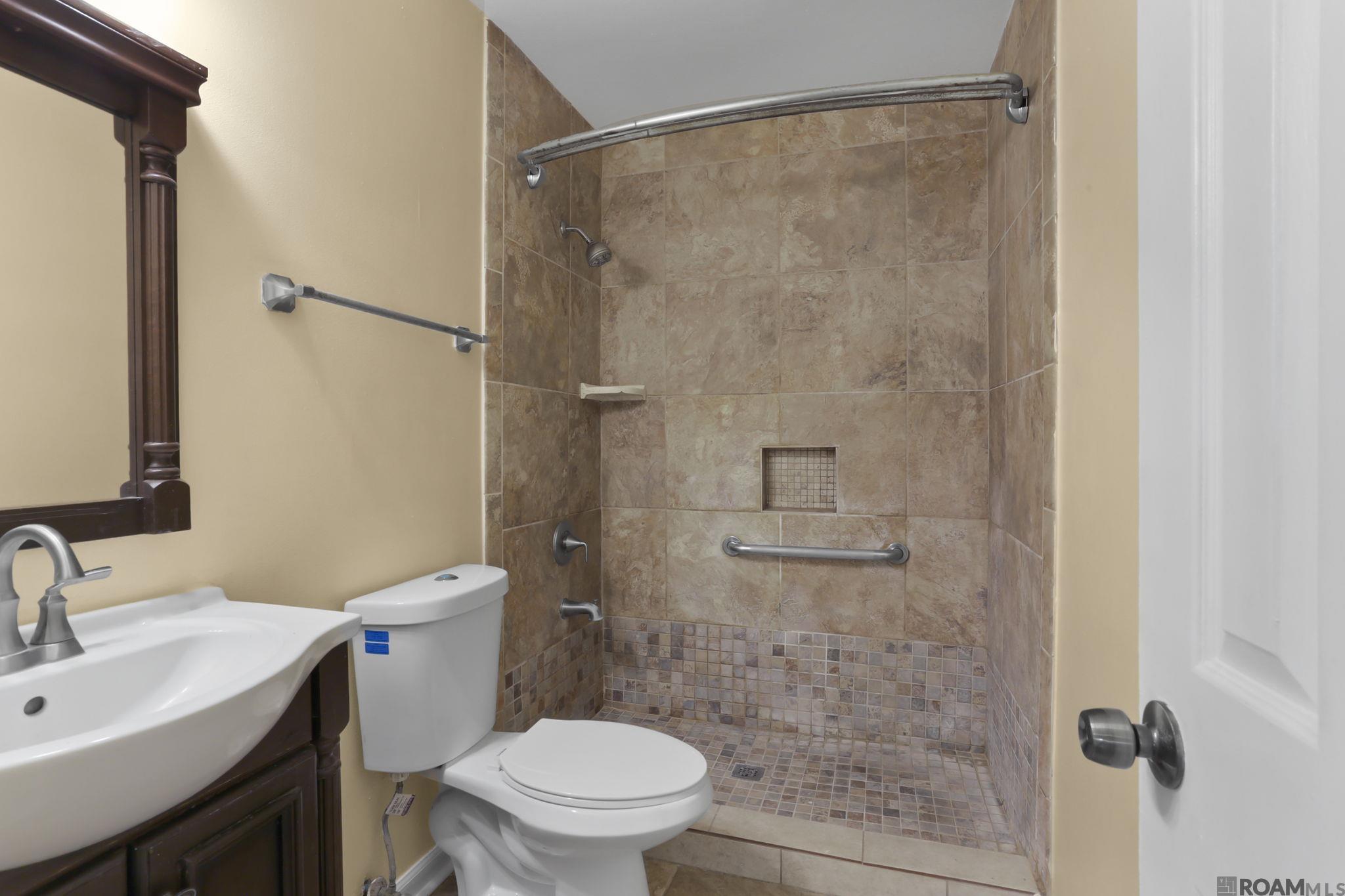 7880 Bayou Fountain Ave, Baton Rouge, Louisiana image 9