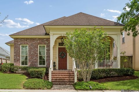 Homes For Sale - 6505 Audubon Square<br/> Baton Rouge, LA 70817