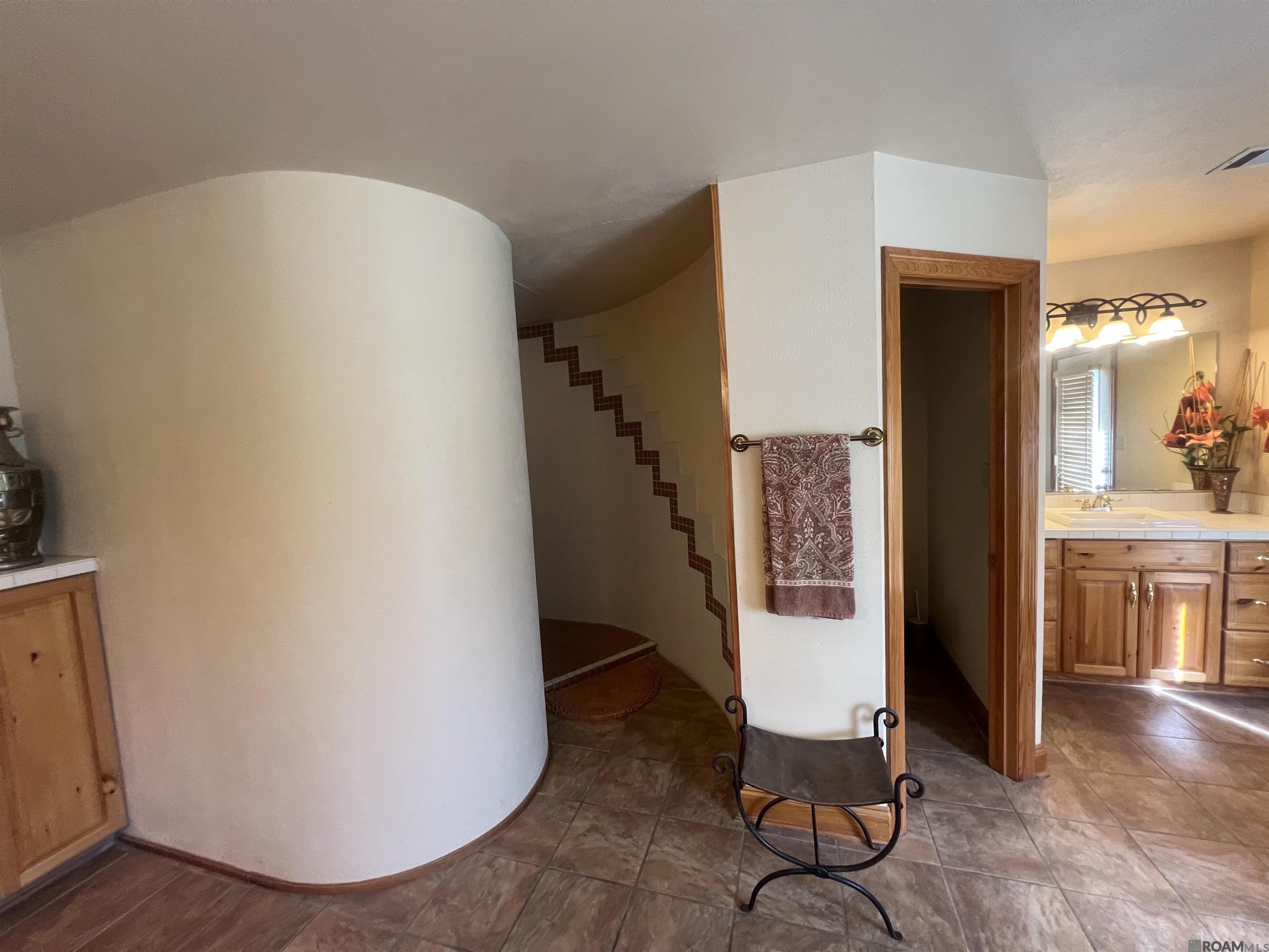 St Francisville, Louisiana, 70775, United States, 3 Bedrooms Bedrooms, ,2 BathroomsBathrooms,Residential,Active,2041573