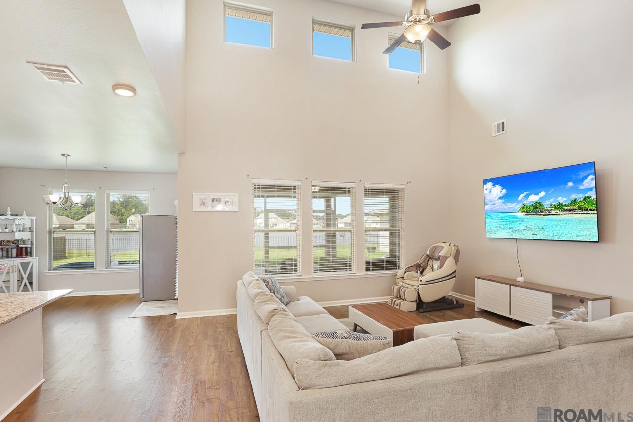 17527 Eagles Perch Dr, Prairieville, Louisiana image 6