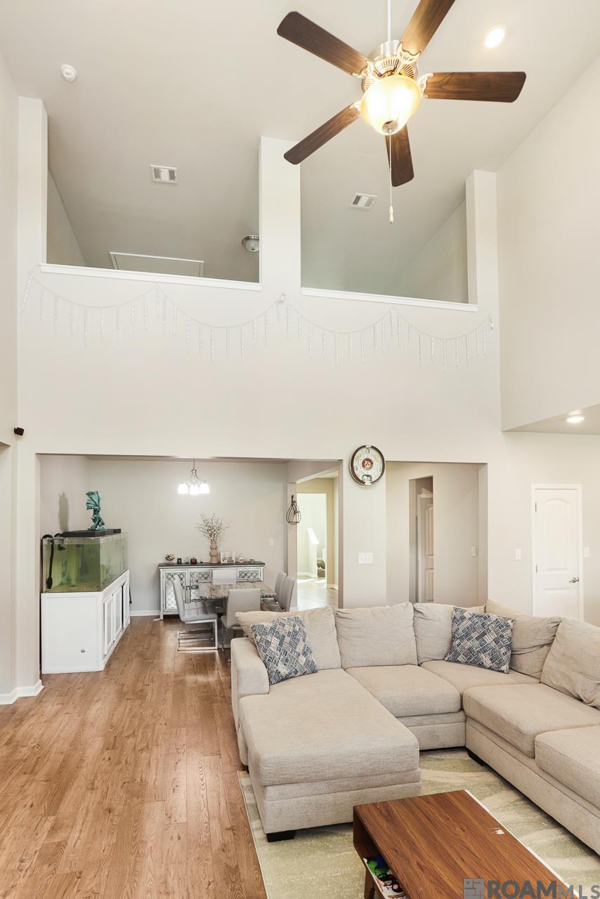 17527 Eagles Perch Dr, Prairieville, Louisiana image 5