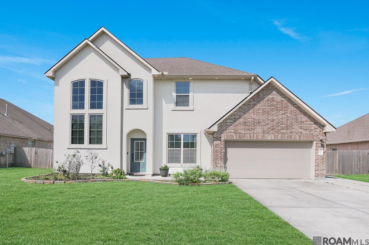 17527 Eagles Perch Dr, Prairieville, Louisiana image 2