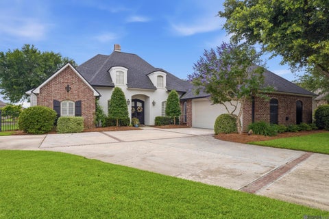 Homes For Sale - 43091 Lighthouse Ln<br/> Prairieville, LA 70769