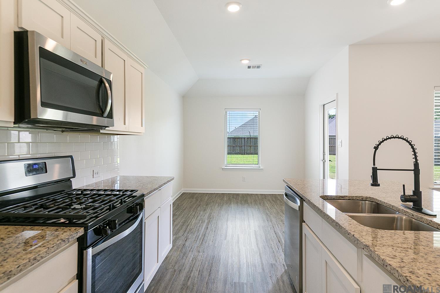 7796 Joe Lynn Trails, Denham Springs, Louisiana image 4