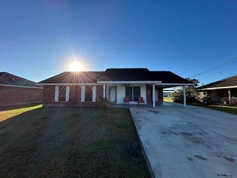 Apartment For Sale - 701 Park St<br/> Saint Mary County, Patterson, LA 70392